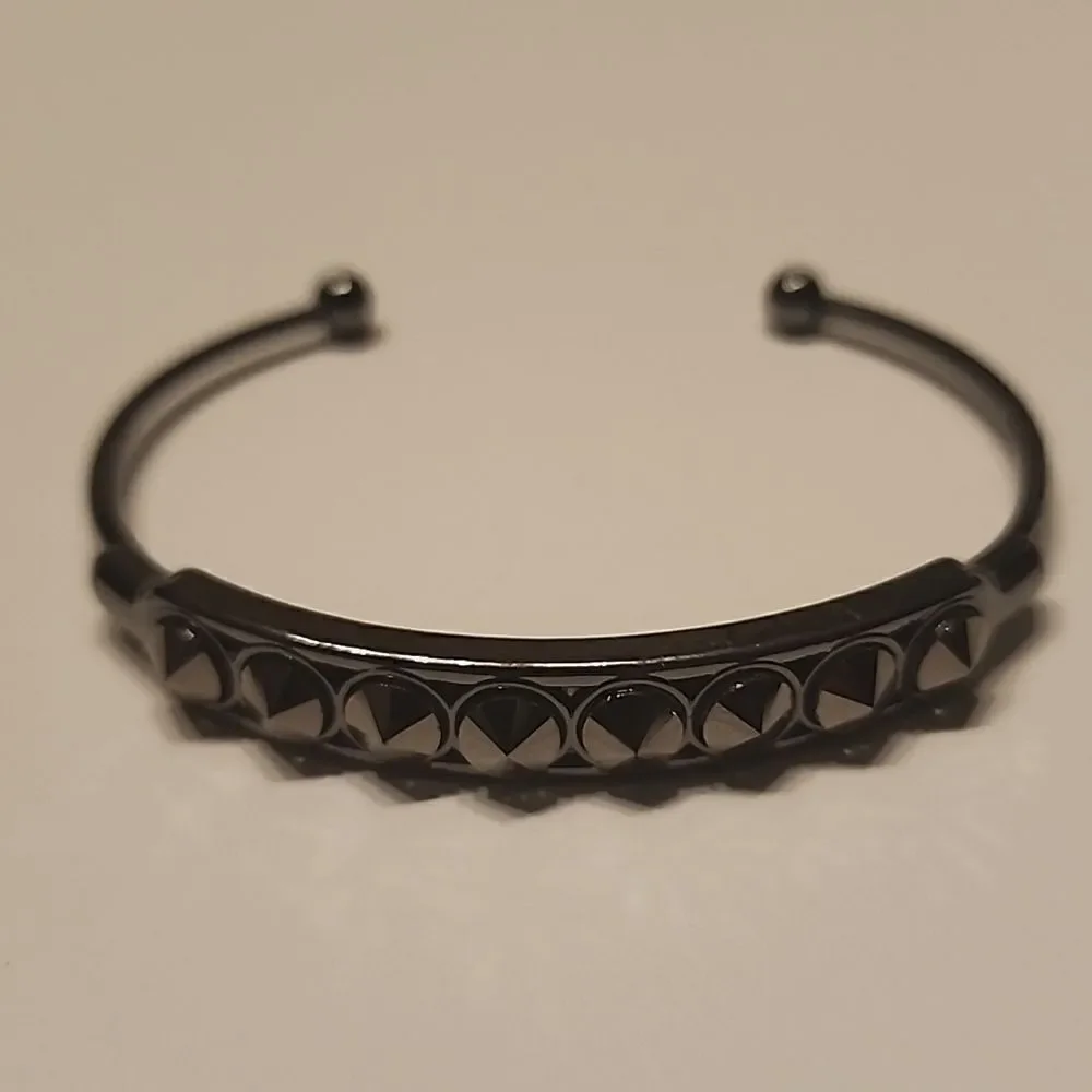 Paparazzi Bracelet ~ Vertigo Views - Black